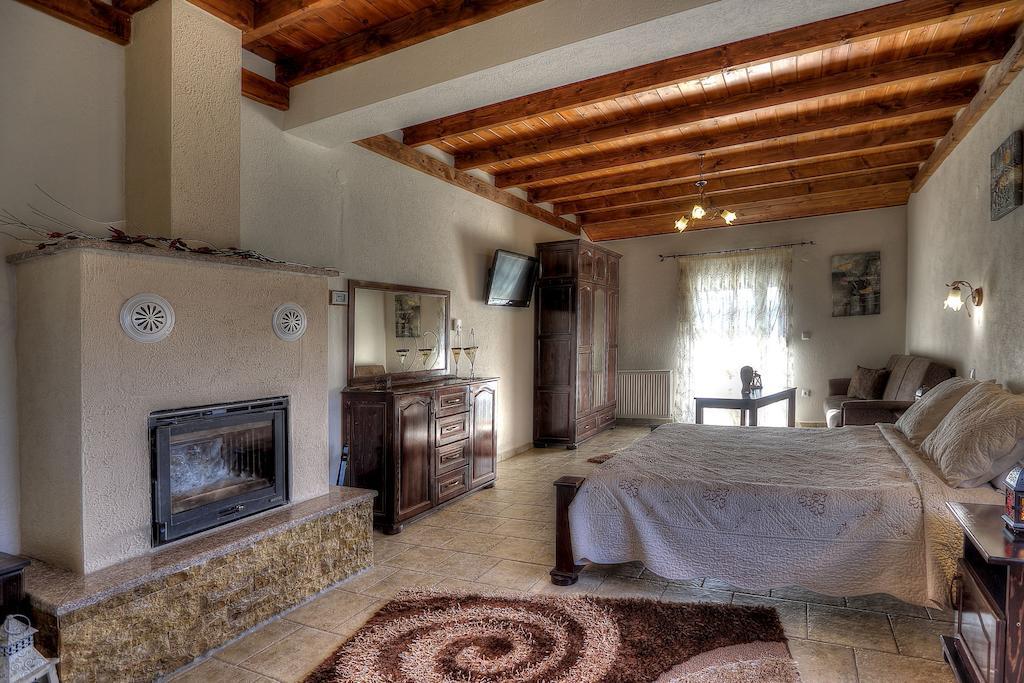Toula Rooms Angistron Room photo