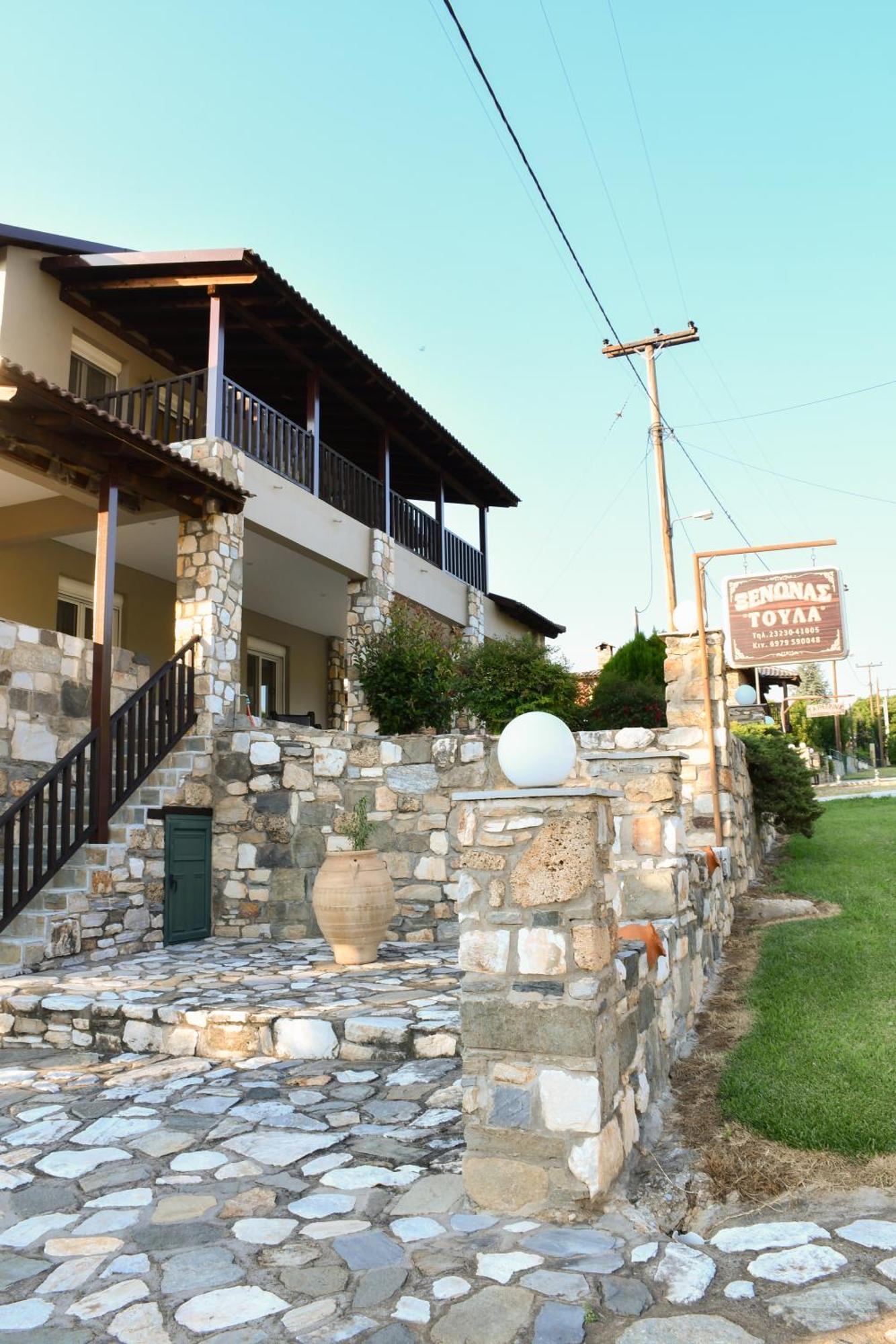 Toula Rooms Angistron Exterior photo