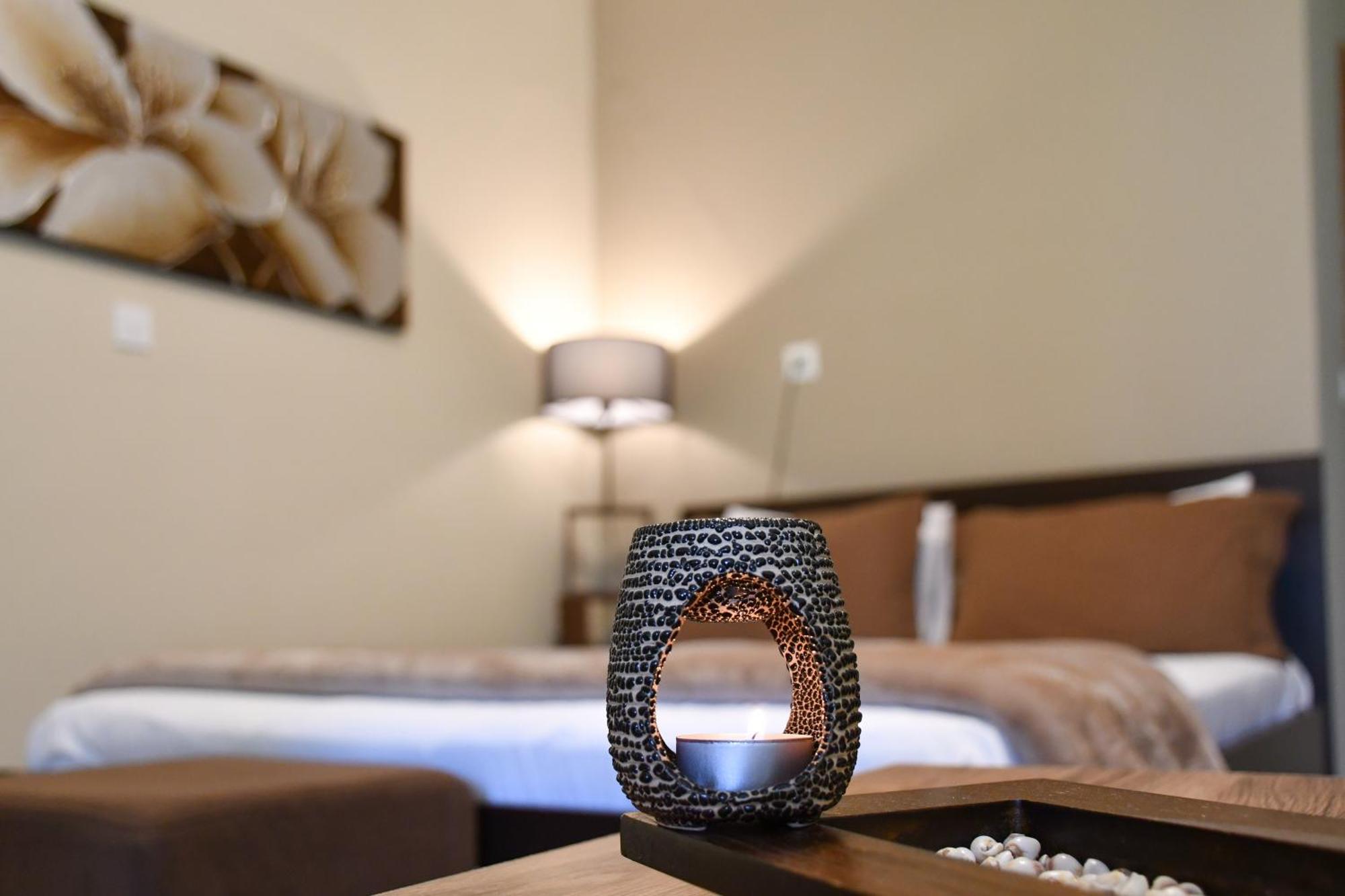 Toula Rooms Angistron Exterior photo