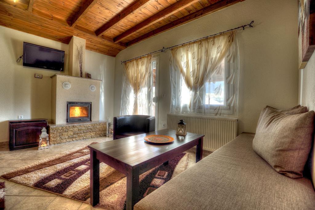 Toula Rooms Angistron Room photo