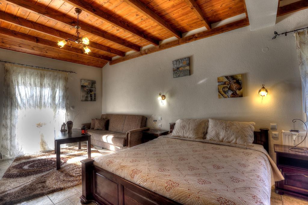 Toula Rooms Angistron Room photo